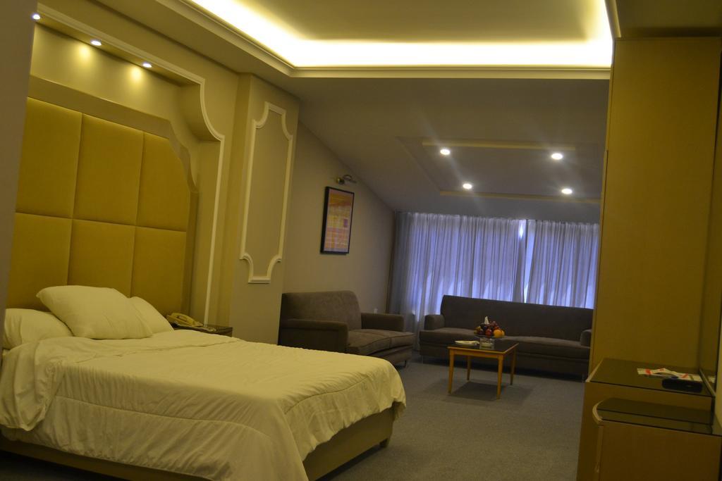 Platinum Hotel Tiro Exterior foto